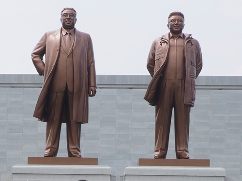 Statue Kim Il-sung #1