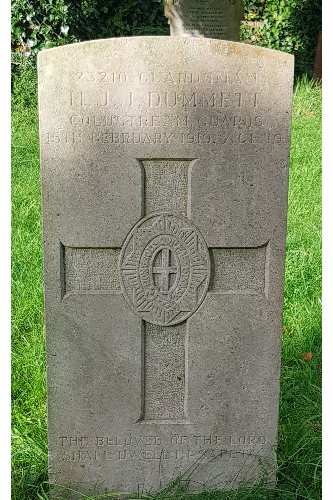 Commonwealth War Graves All Saints Churchyard #2