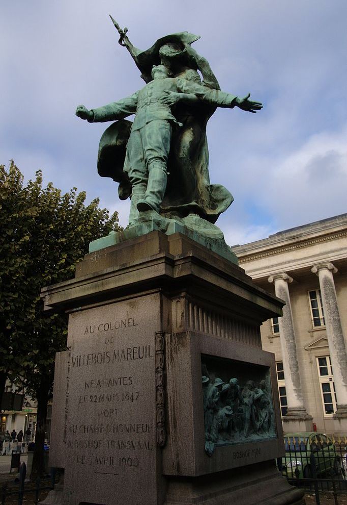 Statue of George de Villebois-Mareuil #1