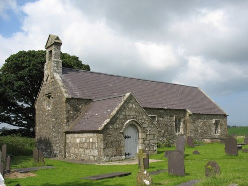 Commonwealth War Grave St. Dyfnan Churchyard