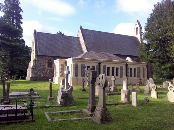 Oorlogsgraven van het Gemenebest St. John the Baptist Churchyard