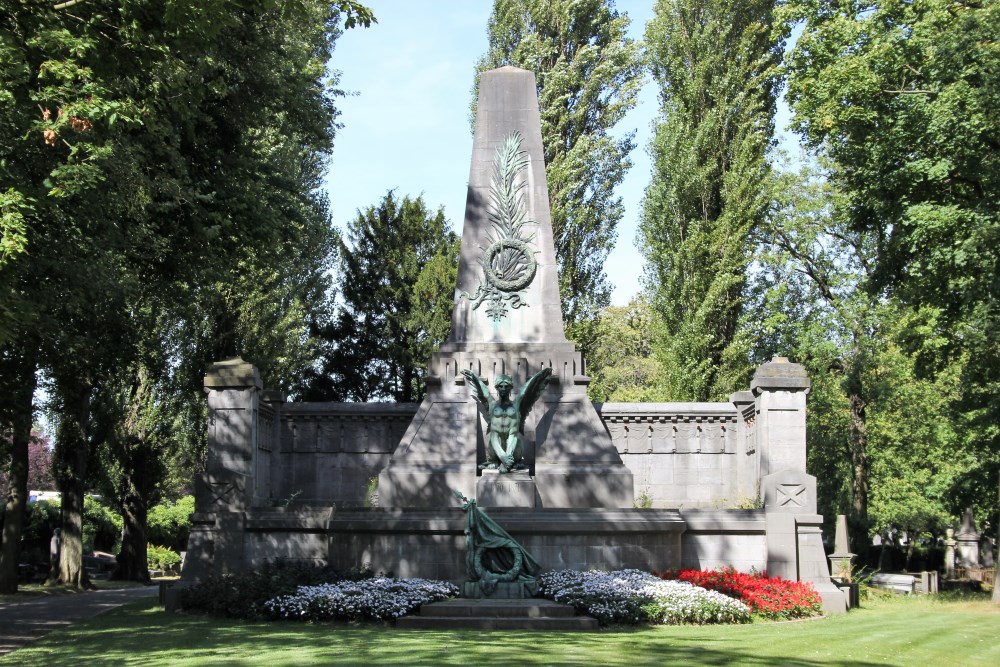 Frans Oorlogsmonument 1870-1871 Begraafplaats Stad Brussel #1