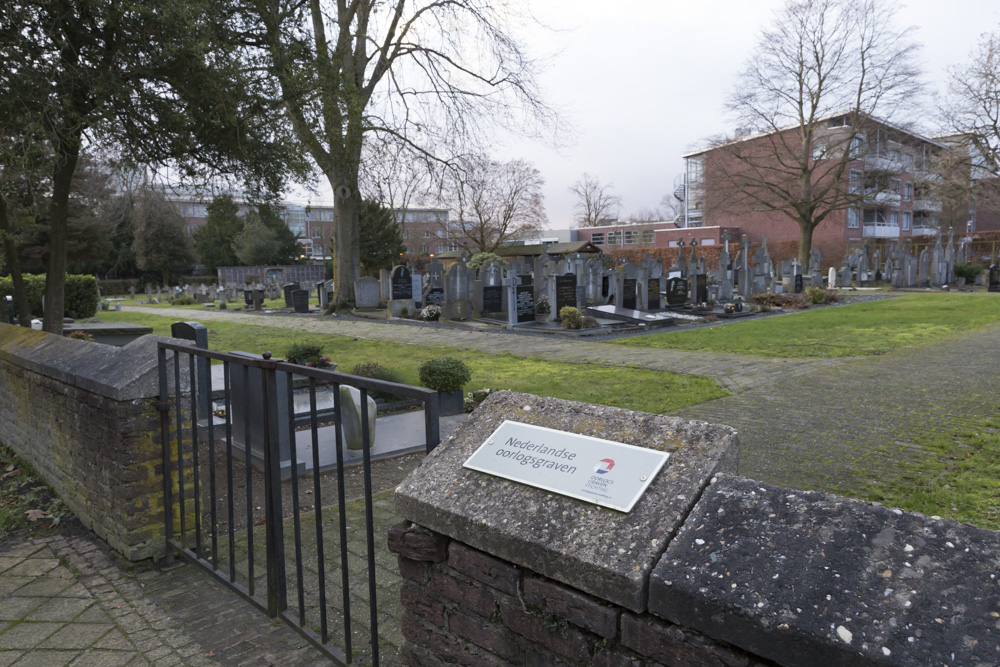 Nederlandse Oorlogsgraven Rooms Katholieke Begraafplaats Malden #3