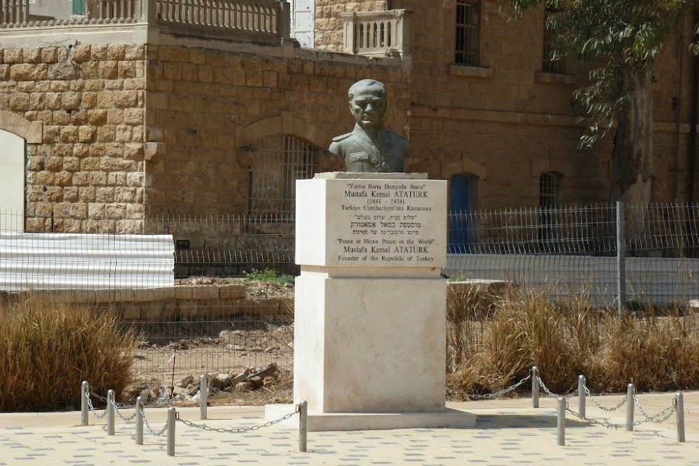 Monument Mustafa Kemal Ataturk