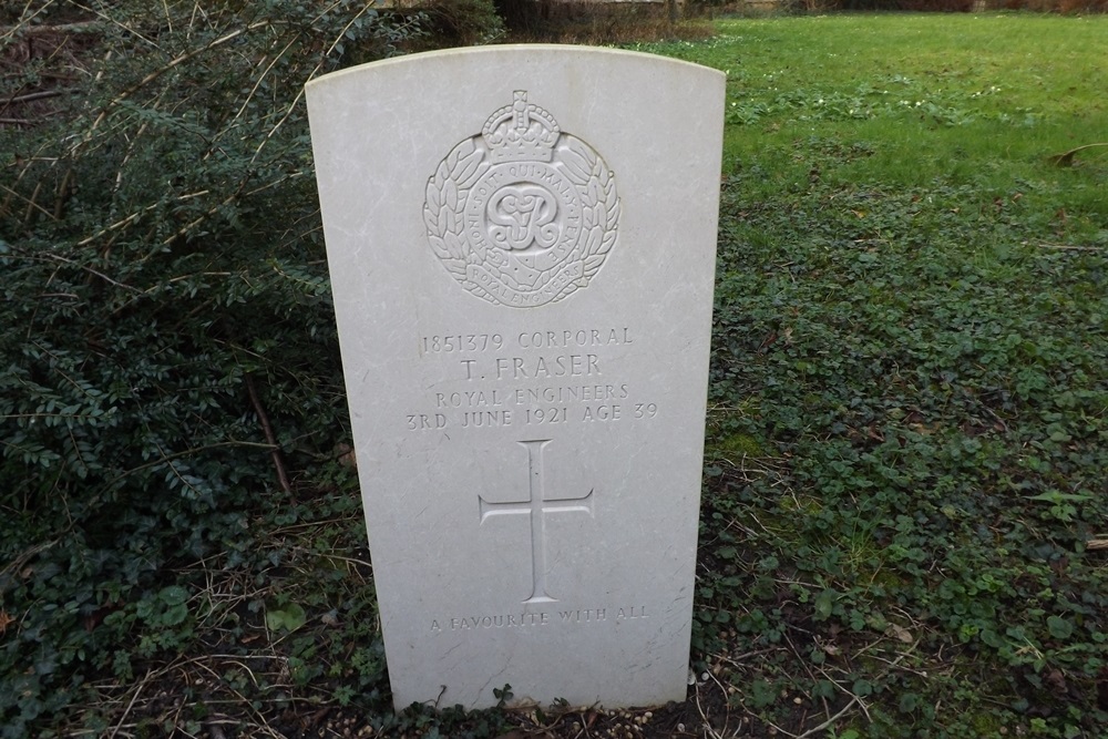 Commonwealth War Grave St. James The Great Old Churchyard #1