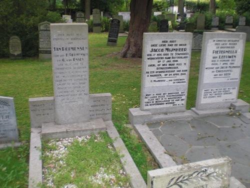 Dutch War Graves Tiendeveen