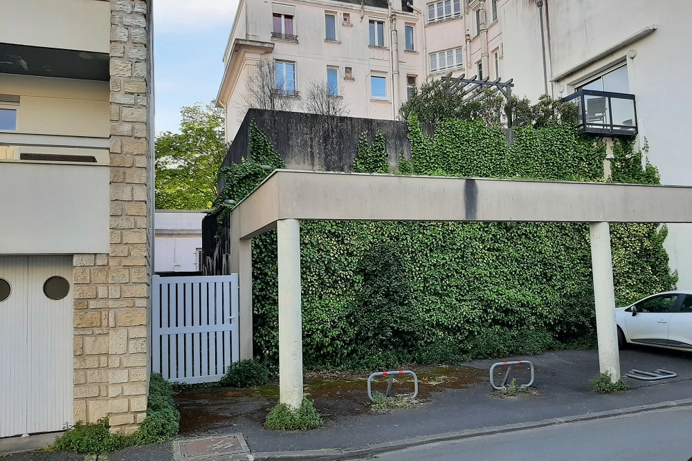 German Storage Bunker Rue de la Guignette