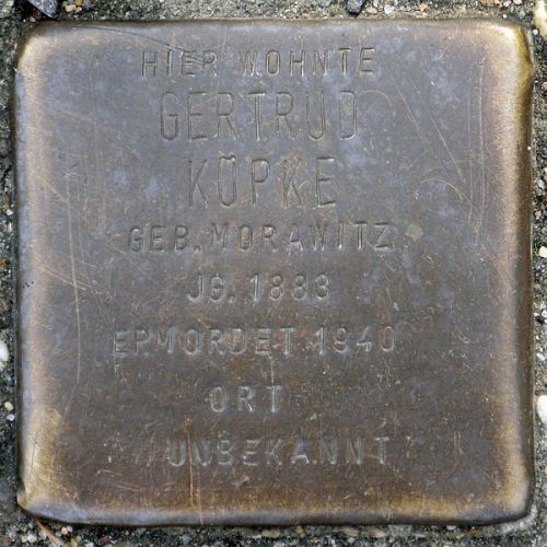 Stolperstein Karl-Marx-Allee 90a