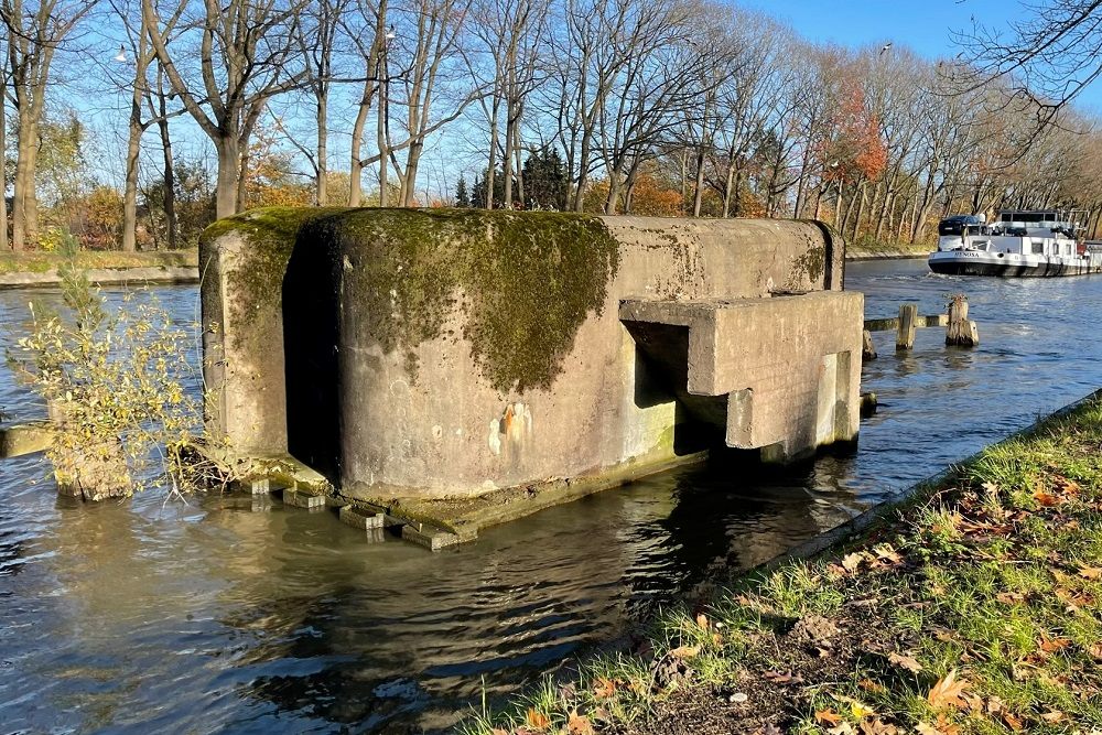 Bunker 14 Grensstelling Bocholt-Herentals Kanaal #2