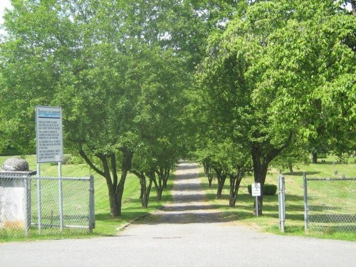 Commonwealth War Graves Hatzic Cemetery