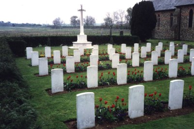 Oorlogsgraven van het Gemenebest Saint John Churchyard #1