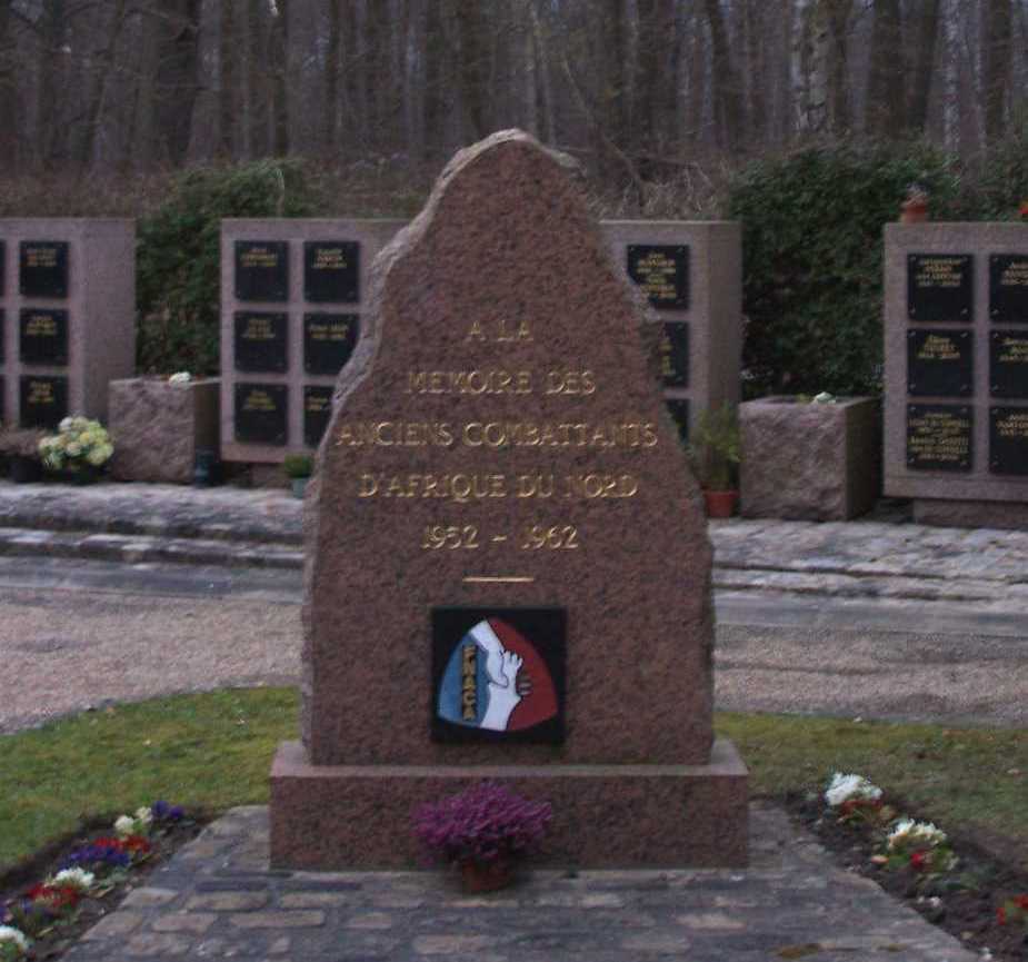 Monument Noord-Afrikaanse Oorlogen Marly-le-Roi #1