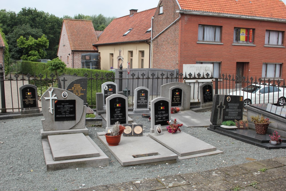 Belgische Graven Oudstrijders Zonnegem Kerkhof #1