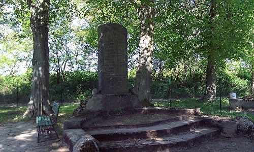 Oorlogsmonument Ltkendorf #1