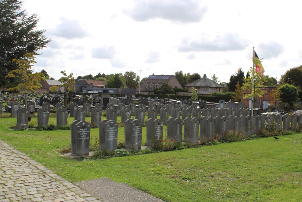 Belgian Graves Veterans Mariakerke #1