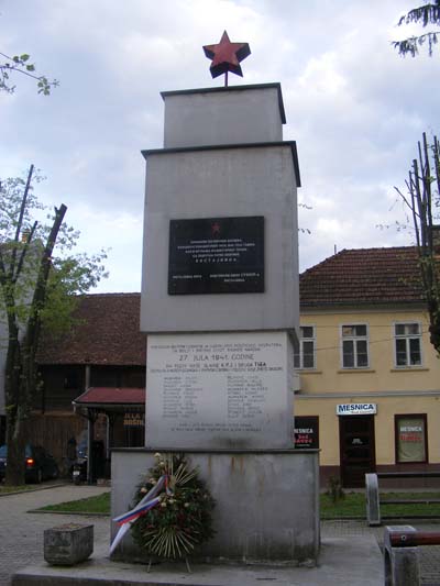 Monument Partizanen Bosanska Kostajnica #1