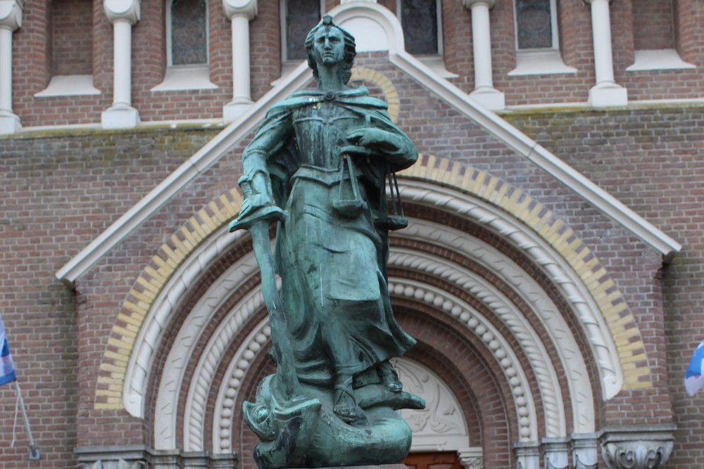 Monument uit Dankbaarheid Roosendaal #1