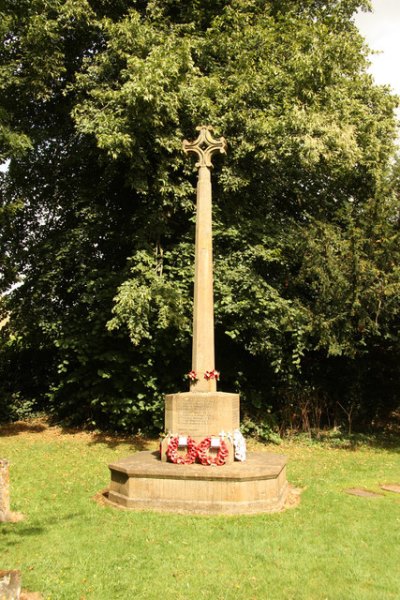 Oorlogsmonument Croughton #1