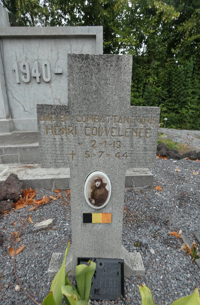 Belgian War Graves Remersdaal #4