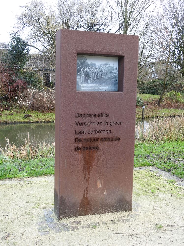 Memorial Farmers Biesbosch Drimmelen #3