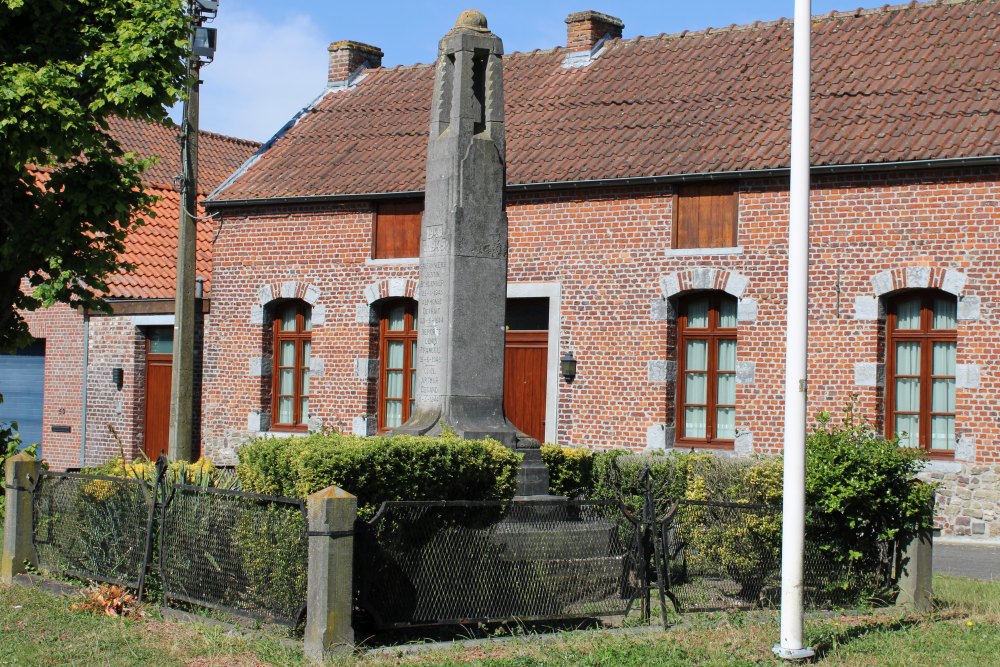 Oorlogsmonument Montrul-sur-Haine #2