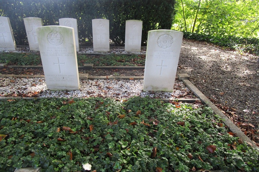 Commonwealth War Graves General Cemetery Steenwijk #5