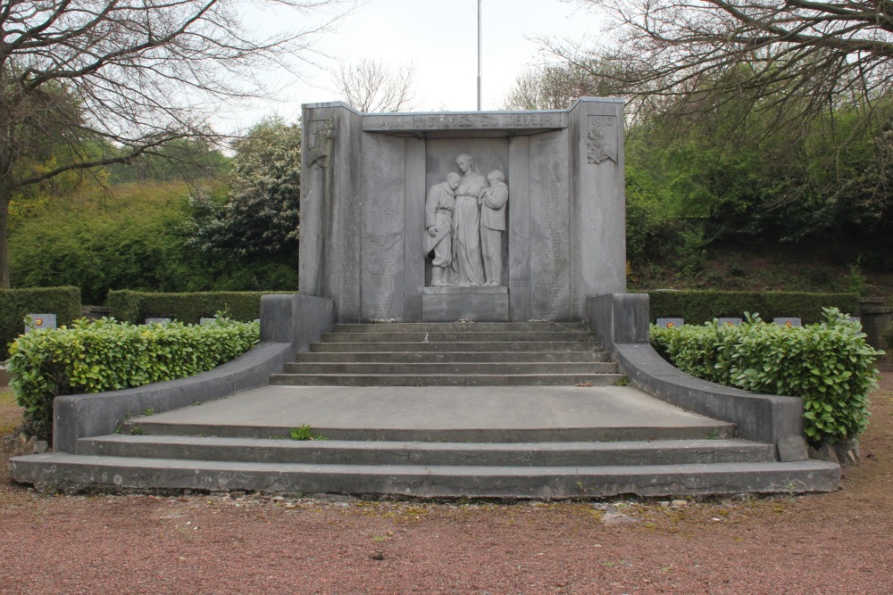 Oorlogsmonument Begraafplaats Verviers #1