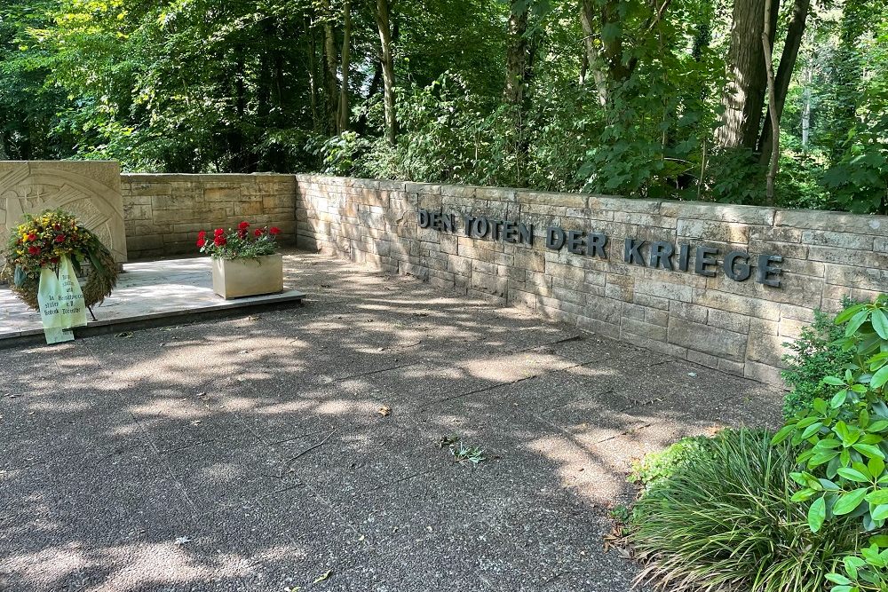 War Memorial Drenthe #2