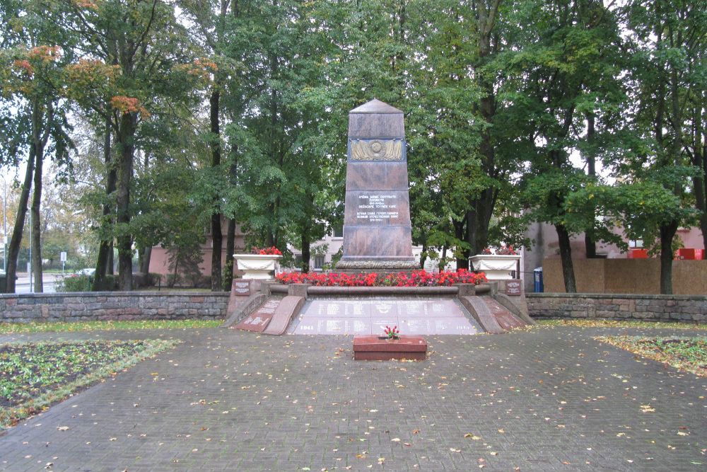 Mass Grave Soviet Soldiers Palanga #1