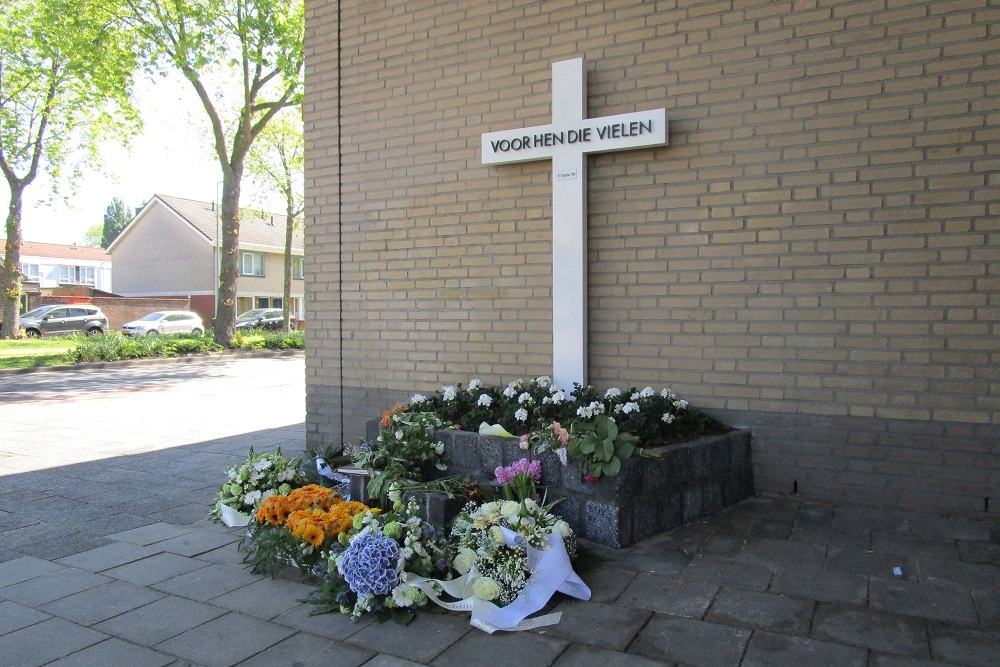 Memorial Execution 18-09-1944 Beukendaal #3