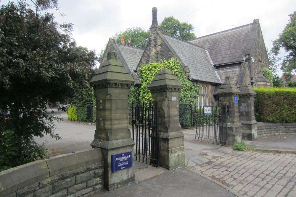 Commonwealth War Graves Armley Cemetery