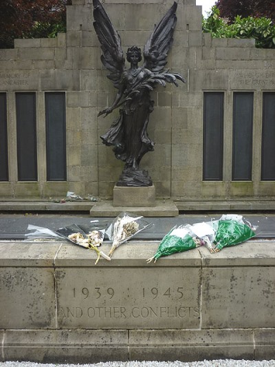 Oorlogsmonument Lancaster #1