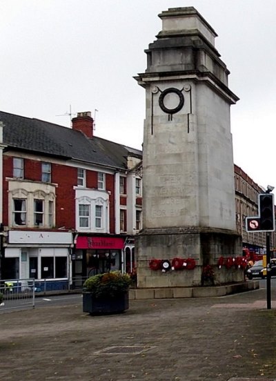 Oorlogsmonument Newport #1