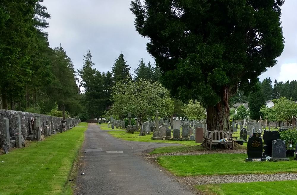 Commonwealth War Graves Callander Cemetery #1