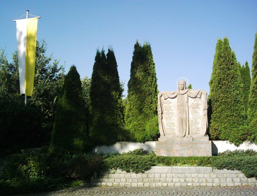 Oorlogsmonument Haslach #1