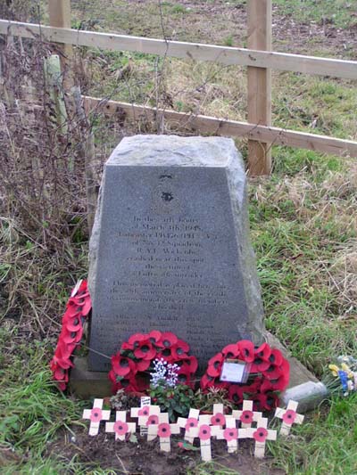 Monument Lancaster Bommenwerper Ulceby Cross #1