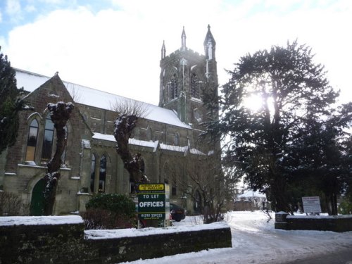 Commonwealth War Graves Holy Trinity Churchyard