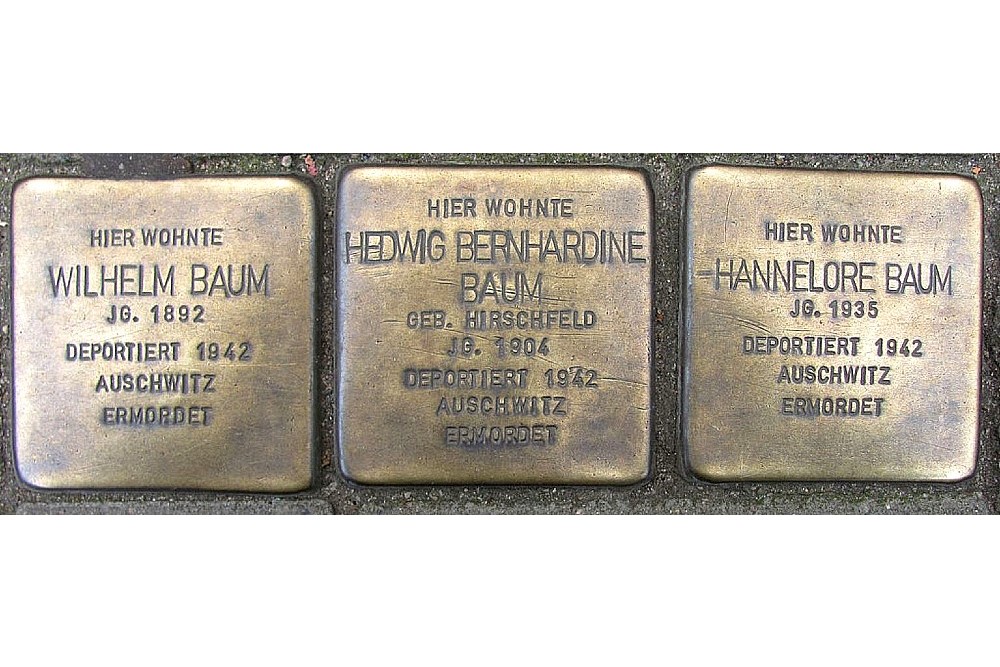 Stumbling Stones Papenhuder Straße 42 #1