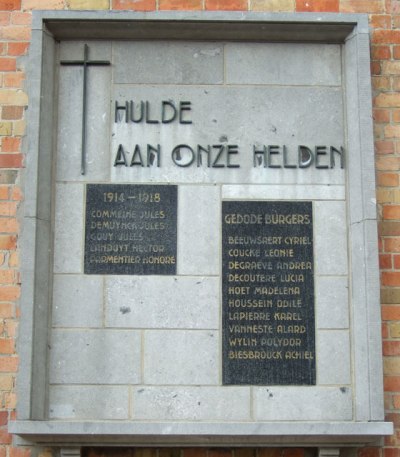 War Memorial Rollegem-Kapelle #1