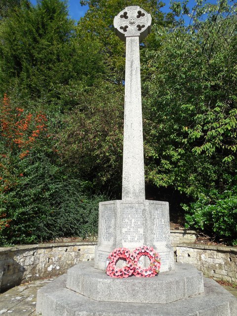 Oorlogsmonument Bolney #1