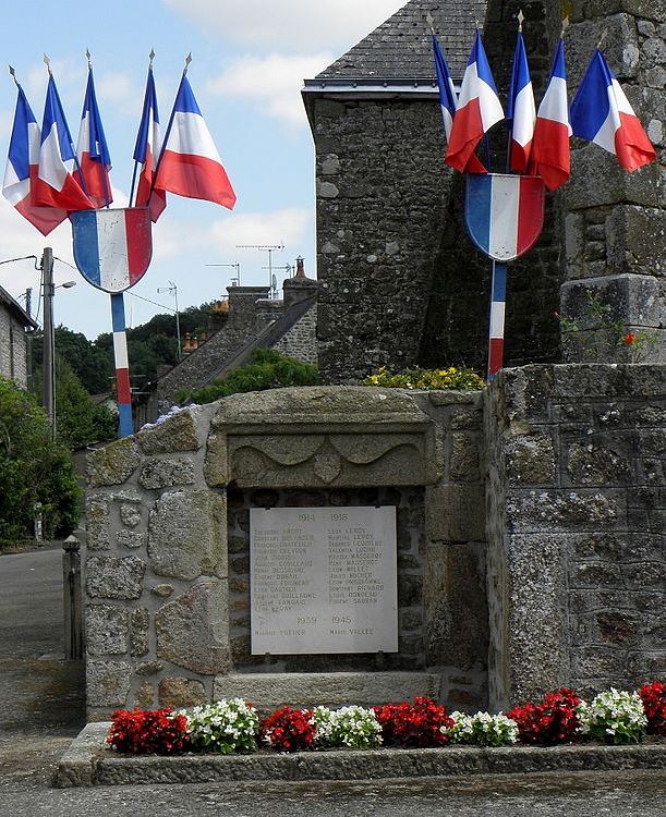 Oorlogsmonument Montreuil #1