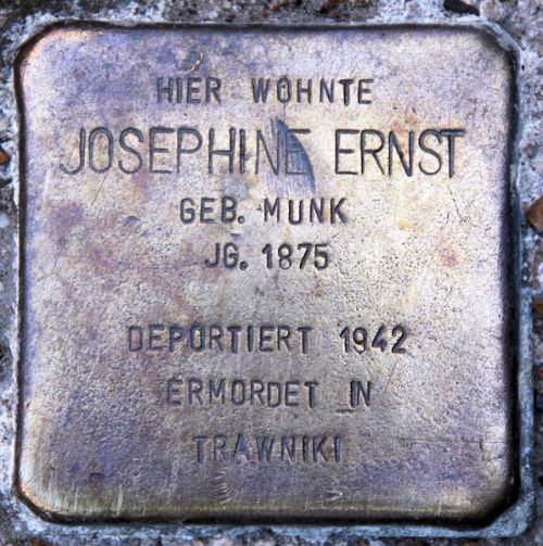 Stumbling Stones Gundelfinger Straße 31
