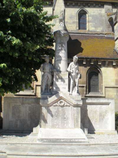 Oorlogsmonument Ouistreham #2