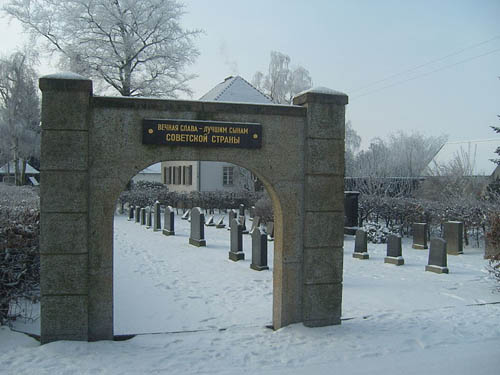 Sovjet Oorlogsbegraafplaats Kottmarsdorf #1