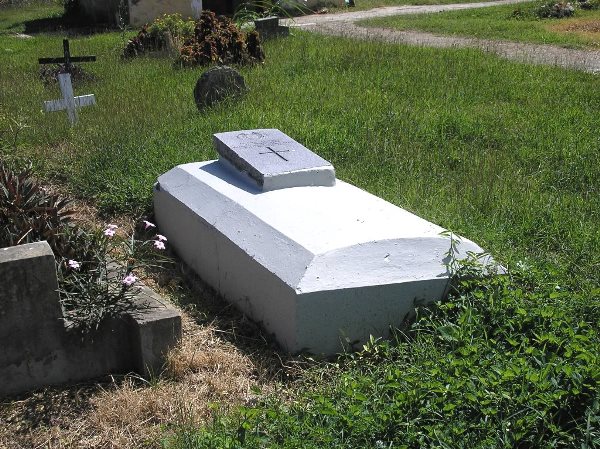 Commonwealth War Grave St. John Parish Cemetery