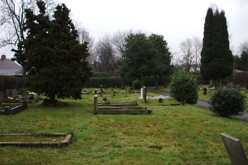 Oorlogsgraven van het Gemenebest St. Peter Additional Churchyard #1
