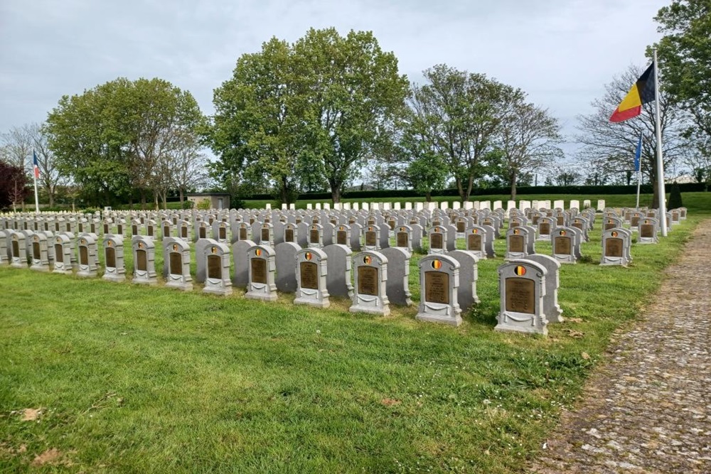 Belgian War Graves Calais #2