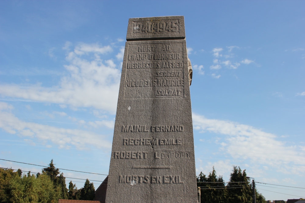 Oorlogsmonument Begraafplaats Casteau #3