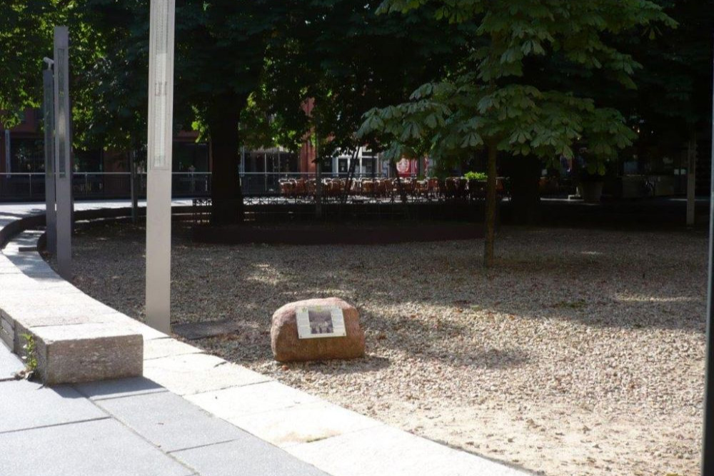 Liberation Route Marker 015: The American bombardement #3