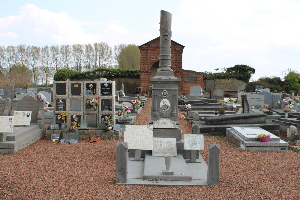 Belgische Oorlogsgraven Elignies-Sainte-Anne